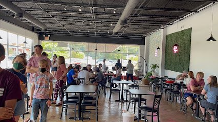 Tyummi Cafe & Pho Bowl