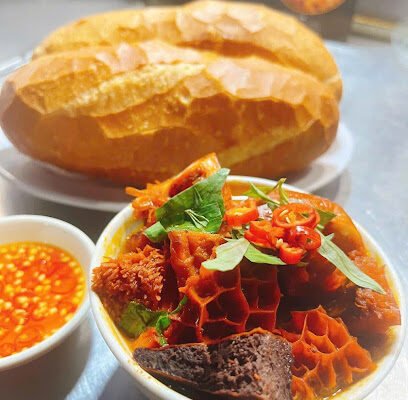 Lua Vietnamese Restaurant