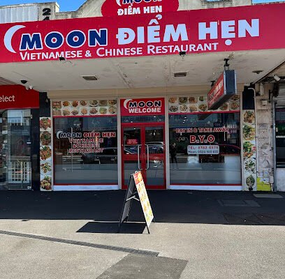 Moon Diem Hen
