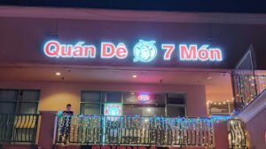 Quan De 7 Mon — pho restaurant in El Monte, California