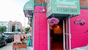 Saigon Hut — pho restaurant in Boston, Massachusetts